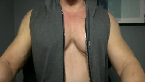 BGDKMUSCLEGUY - SELECTED BY CHATURBATE AS A TOP BROADCASTER FOR 2023 online show from March 2025 05:13:01 PM