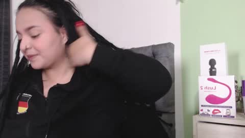 BiaBia online show from December 2024 04:29:02 PM