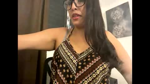 Snapshot of biancarosexxx chatting on September 2025 05:19:02 AM biancarosexxx online show from September 2025 05:19:02 AM
