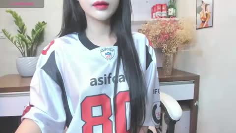 Snapshot of bibi_2005 chatting on November 2025 03:53:02 AM Bi Bi online show from November 2025 03:53:02 AM