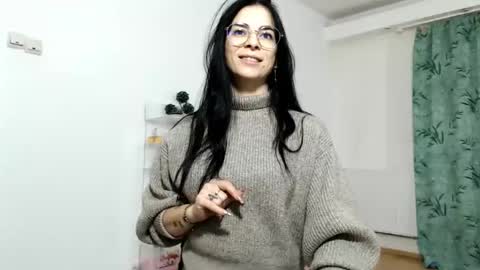 innasugarwild online show from December 2024 06:11:01 PM