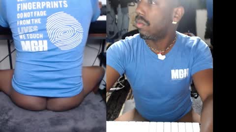 BicepsandFrot online show from September 2025 10:18:01 AM