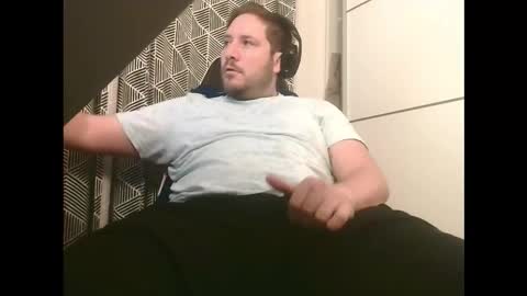 Snapshot of big_sele chatting on November 2025 05:21:01 AM bigbroly88 online show from November 2025 05:21:01 AM