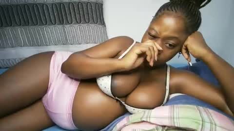 bigass001_ online show from December 2024 03:44:01 PM