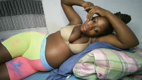 bigass001_ online show from December 2024 02:54:02 PM