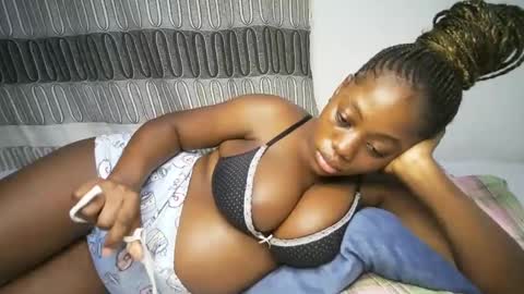 bigass001_ online show from December 2024 07:42:02 PM