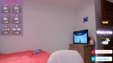 Snapshot of bigboobiebabex chatting on January 2025 10:32:02 AM Kandice Kloss insta kandiceklossofficial online show from January 2025 10:32:02 AM