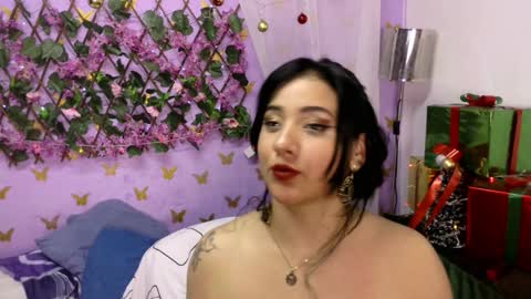 Snapshot of bigboobsrose chatting on December 2024 11:13:01 AM Rose online show from December 2024 11:13:01 AM