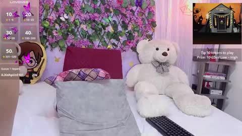 Snapshot of bigboobsrose chatting on November 2025 10:42:02 PM Rose online show from November 2025 10:42:02 PM