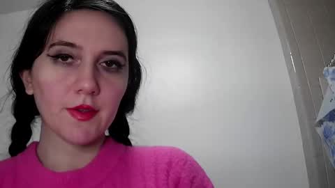 Isabella online show from December 2024 05:29:02 AM