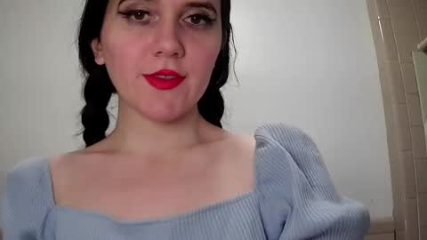 Isabella online show from January 2025 04:04:01 AM