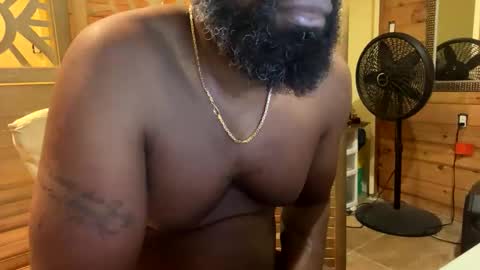 Snapshot of bigbtdny chatting on November 2025 03:49:01 AM bigbtdny online show from November 2025 03:49:01 AM