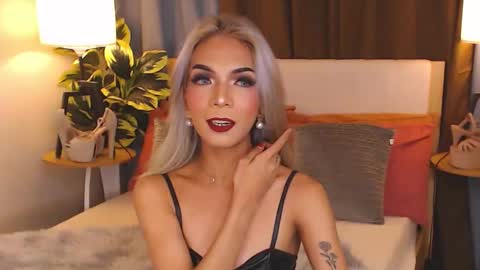 CelestinaMarquez online show from October 2025 09:57:01 PM