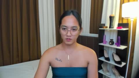 Snapshot of bigcockjannah chatting on November 2025 10:42:02 PM SUCK ME TILL I EXPLODE online show from November 2025 10:42:02 PM