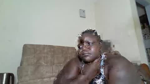 Snapshot of bigdarkass chatting on November 2025 05:02:01 PM VIOLET online show from November 2025 05:02:01 PM