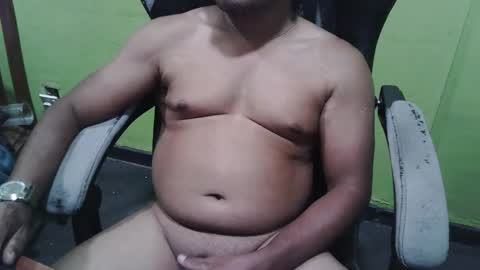 Snapshot of bigdickguyaux chatting on December 2025 04:45:02 PM bigdickguyaux online show from December 2025 04:45:02 PM