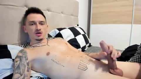 bigjustinnn online show from November 2025 09:25:02 PM