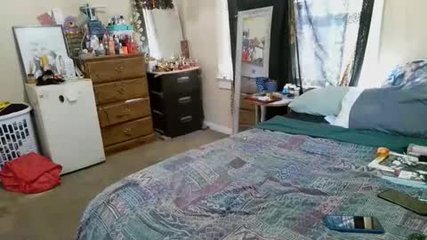 Snapshot of bigolemini chatting on October 2025 03:01:02 PM the Mini mami online show from October 2025 03:01:02 PM