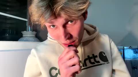 Snapshot of bigskinnyboyshh chatting on January 2025 12:45:01 AM bigskinnyboyshh online show from January 2025 12:45:01 AM