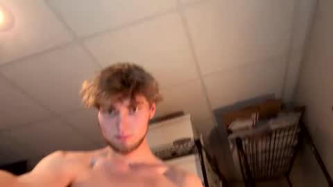 Snapshot of bigskinnyboyshh chatting on February 2025 06:22:01 AM bigskinnyboyshh online show from February 2025 06:22:01 AM