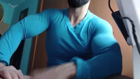 Snapshot of bigstallone chatting on November 2025 11:57:02 PM BigStallion online show from November 2025 11:57:02 PM