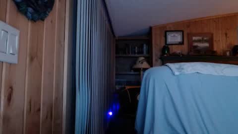 Snapshot of bigthicksatisfying2 chatting on October 2025 12:36:02 AM bigthicksatisfying2 online show from October 2025 12:36:02 AM