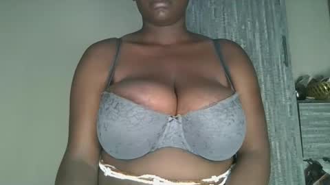 Snapshot of bigtit166077 chatting on October 2025 07:47:02 PM bigtit166077 online show from October 2025 07:47:02 PM
