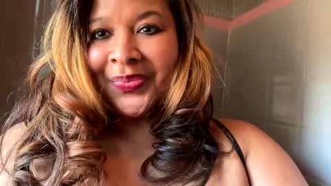 Snapshot of bigtits1234 chatting on January 2025 05:47:02 PM Mochas 42HH Room online show from January 2025 05:47:02 PM