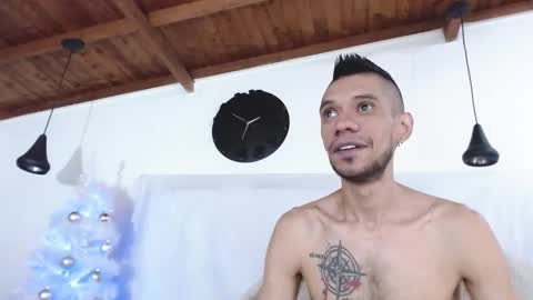 Snapshot of bigzehuz chatting on January 2025 08:06:01 AM andres online show from January 2025 08:06:01 AM