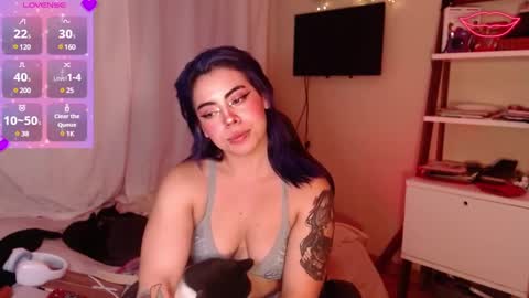 Snapshot of biigbooty_ chatting on December 2024 05:26:02 AM biigbooty_ online show from December 2024 05:26:02 AM