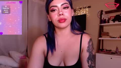 Snapshot of biigbooty_ chatting on February 2025 04:44:01 AM biigbooty_ online show from February 2025 04:44:01 AM