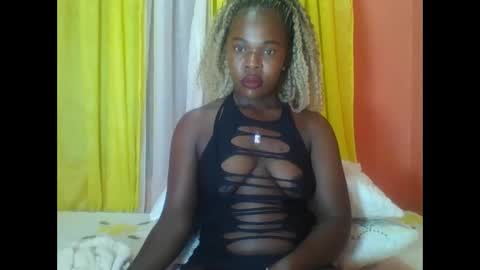 Snapshot of bilion_ass chatting on January 2025 02:10:02 AM TREZAH online show from January 2025 02:10:02 AM