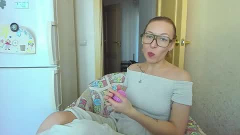 Billie Sax online show from September 2025 11:03:01 AM