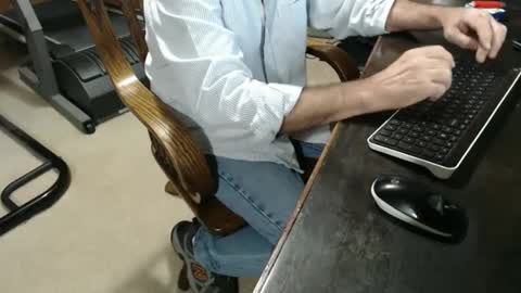 billy471 online show from December 2024 08:31:02 PM