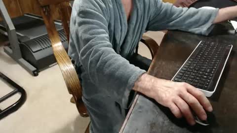 billy471 online show from December 2024 12:24:01 PM