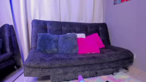 Billie online show from October 2025 08:07:02 PM