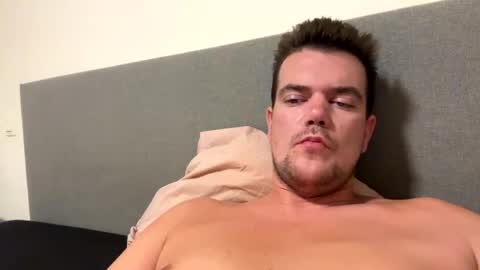bingeling123 online show from September 2025 12:26:01 AM