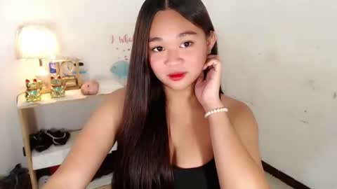 Snapshot of binnie_katchins chatting on November 2025 09:58:01 PM binnie_katchins online show from November 2025 09:58:01 PM