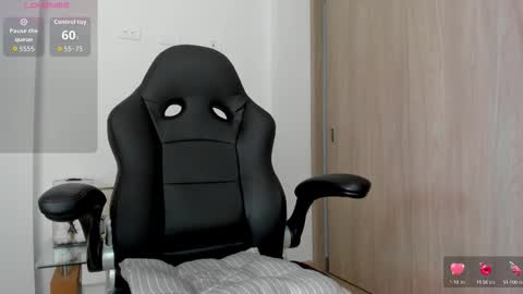 Snapshot of biscuit_oliva_ chatting on September 2025 03:11:01 AM Biscuit oliva online show from September 2025 03:11:01 AM