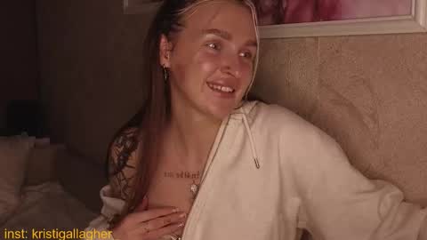 Kristina online show from October 2025 06:39:02 PM