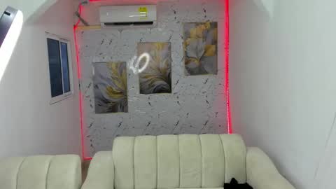 bj_black online show from September 2025 06:46:01 AM