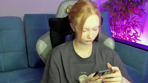 Julia online show from January 2025 02:11:01 AM