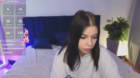Julia online show from January 2025 05:19:02 AM