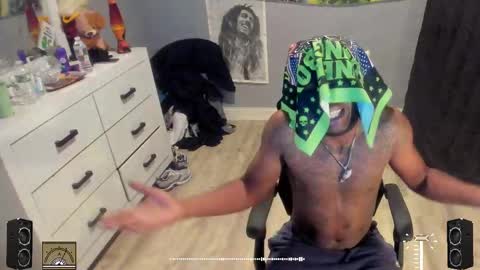 Snapshot of blaccanalmatters chatting on September 2025 10:25:01 PM Plant Base Streamers From Pennsylvania online show from September 2025 10:25:01 PM