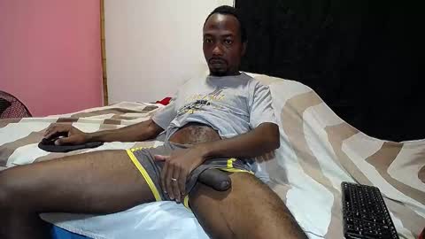 Snapshot of black_diamond_t chatting on December 2024 07:54:01 AM Black Diamond online show from December 2024 07:54:01 AM