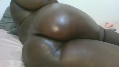 black_goddess200 online show from February 2025 06:56:02 AM