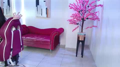 Rousse  online show from November 2025 03:27:01 AM