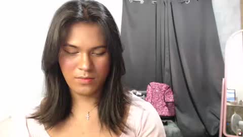 Snapshot of blackpinayts chatting on October 2025 04:30:02 PM Ellez online show from October 2025 04:30:02 PM