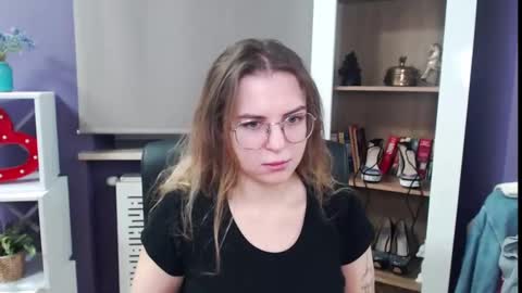 Z O E Y online show from December 2024 05:27:01 AM