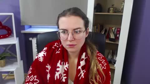 Z O E Y online show from January 2025 09:02:02 AM